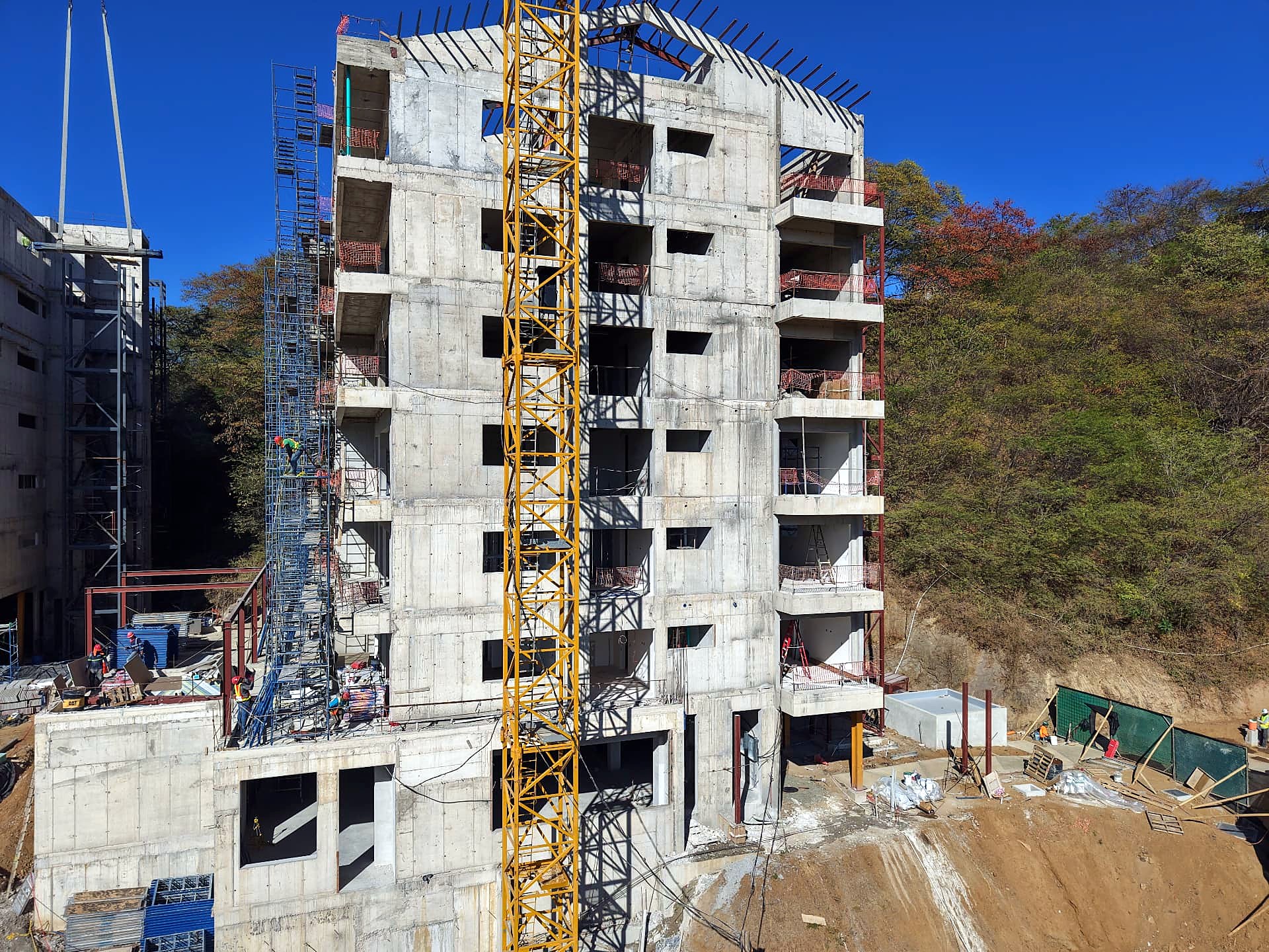 Uso de suelo a stavební povolení: „je možné stavět“ nestačí